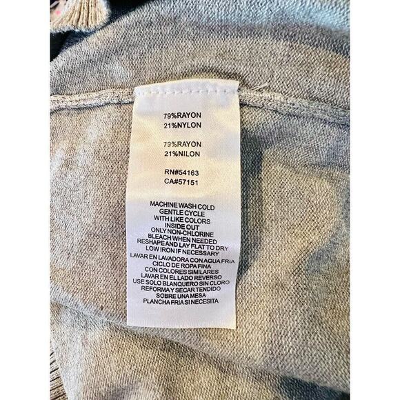 Andrew Marc soft gray turtleneck pullover sweater - Size XL - Picture 5 of 6